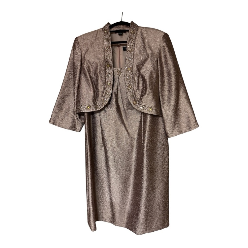 Gently worn two piece  R & M Richard’s women’s dress